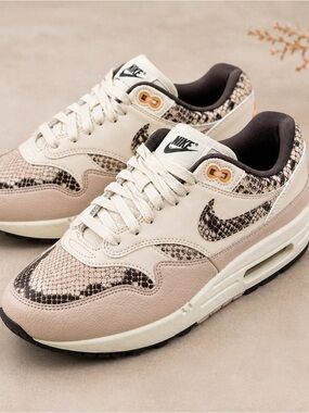 Nike Air Max 1 ‘87 Snake Print Orewood Brown Women’s 9 / Men’s 7.5 NWT